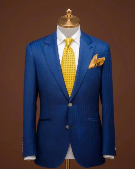 西裝雙開叉和后開叉、不開叉的區(qū)別